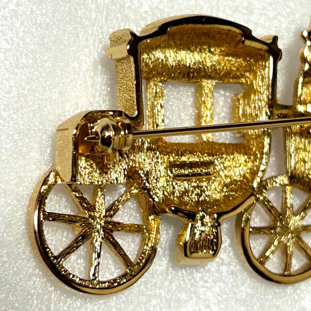 バーバリー Burberrys 【ヴィンテージ】 旧ロゴ ブローチ 馬車型の通販