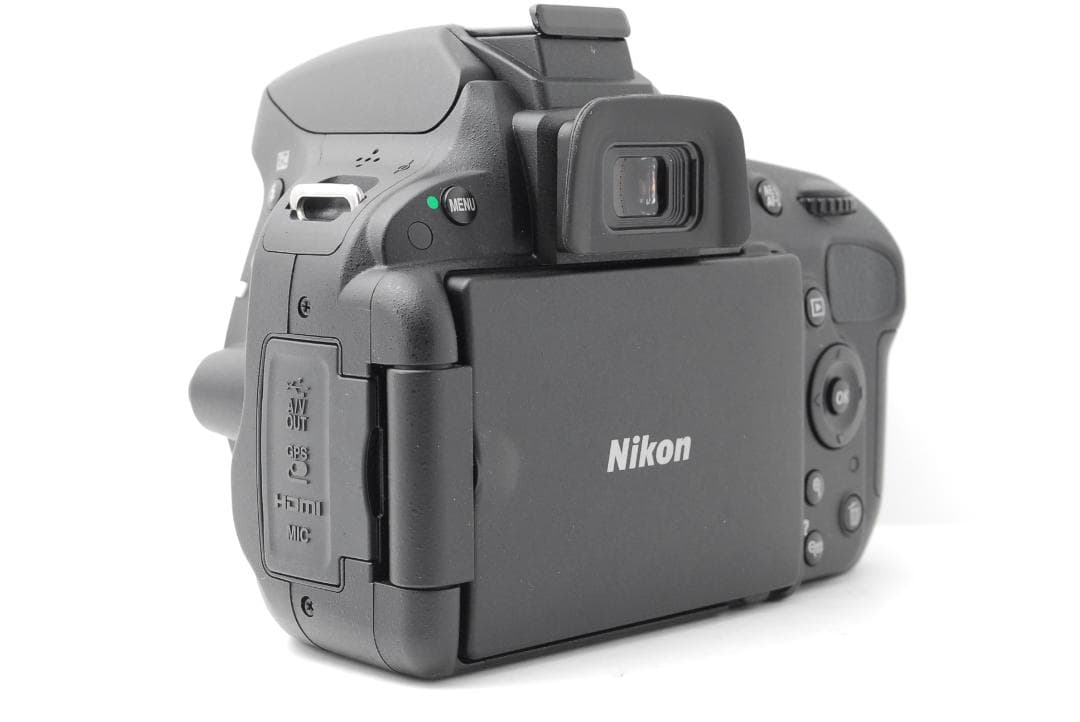 新品級ショット数】Nikon D5100 スマホ転送 ダブルレンズ 自撮り