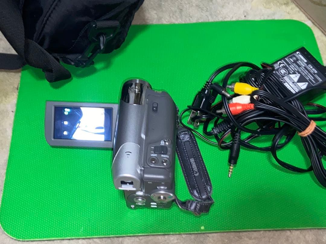 Canon FV M300 ビデオカメラ本体 - メルカリ
