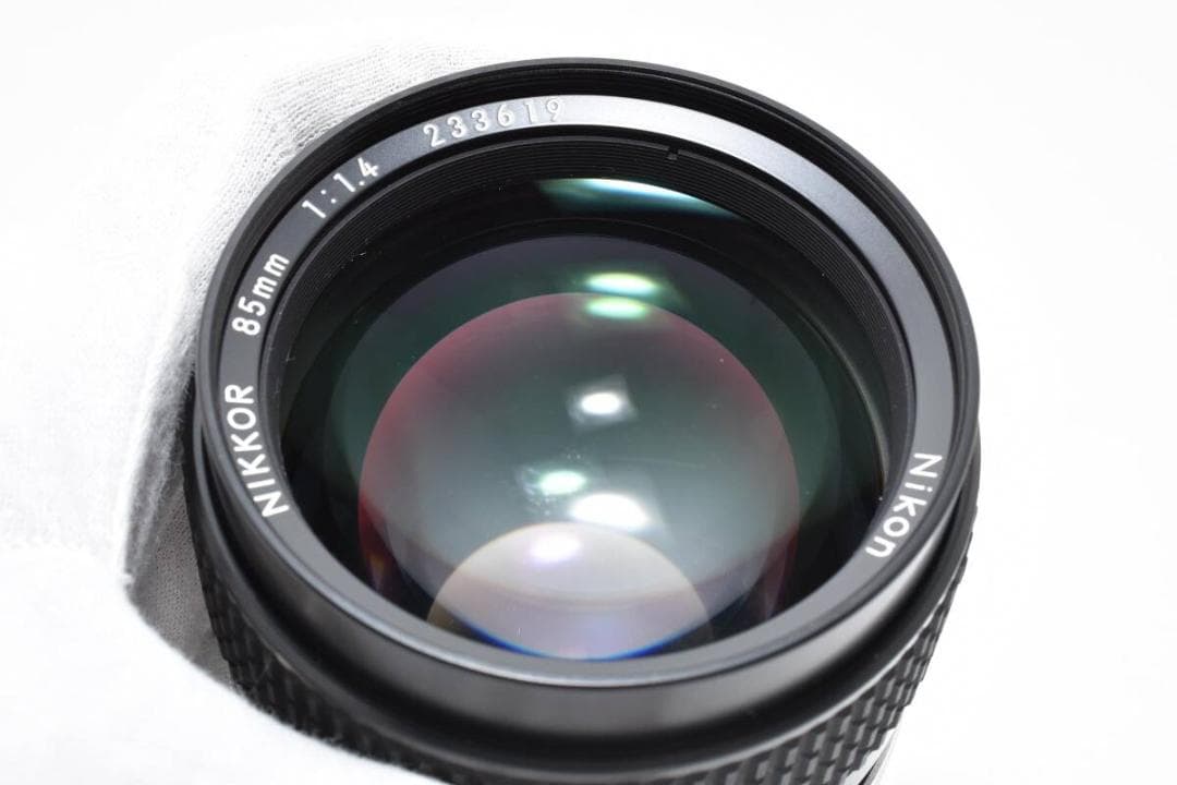 ★美品★Ai-S NIKKOR 85mm F1.4 現状品《前後キャップ付き！》