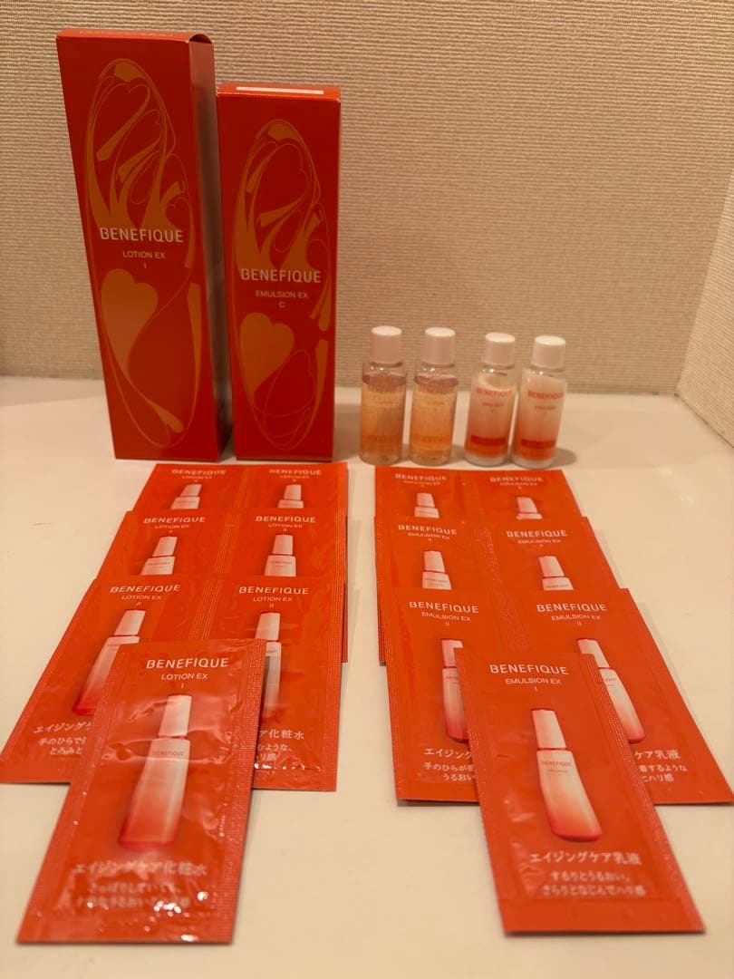 BENEFIQUE ローション EX 1 & エマルジョン EX C ベネフィーク エマルジョンEX C・Ⅰ・Ⅱ | ベネフィーク(BENEFIQUE