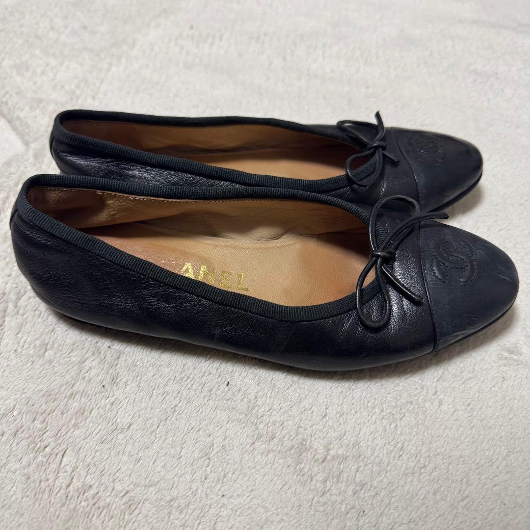 CHANEL シャネル　黒　ブラック　レザー　ココマーク　22.5cm