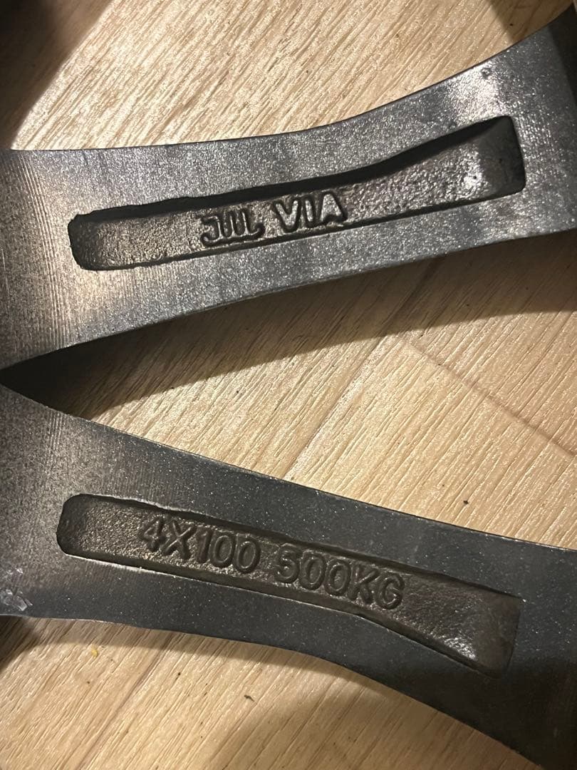 送料込！美品！アルミホイール15インチ4H100 5.5J+45 ガンメタ4枚