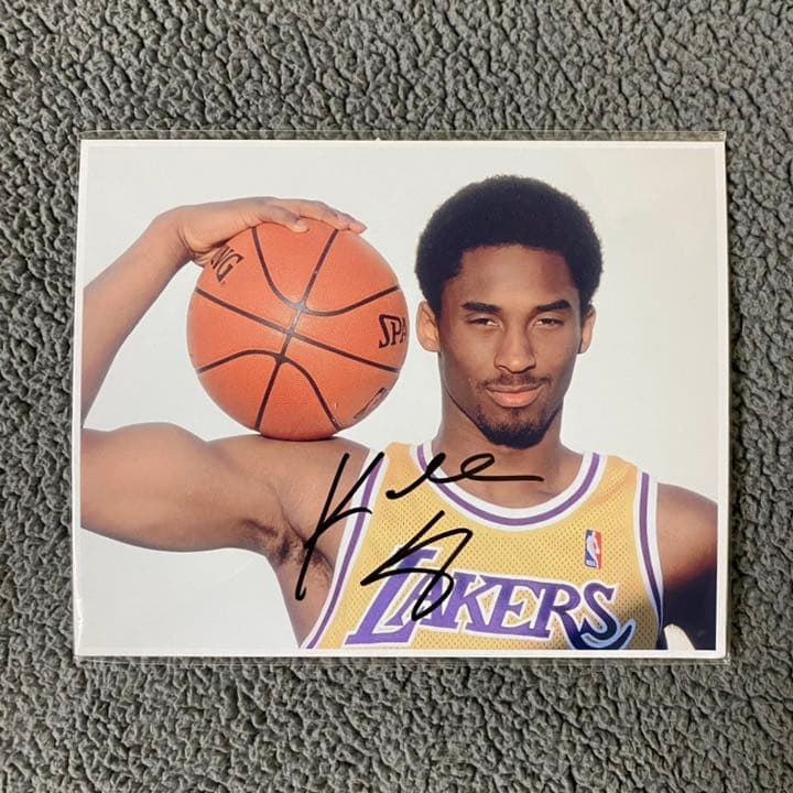 コービー・ブライアント 直筆サイン入りフォト ロスアンゼルス