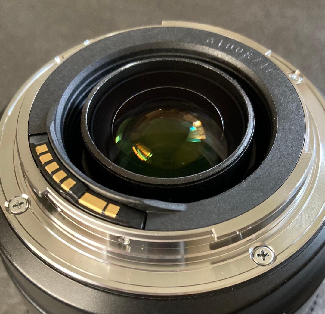 Canon EF レンズ 28-135mm F3.5-5.6 IS USM