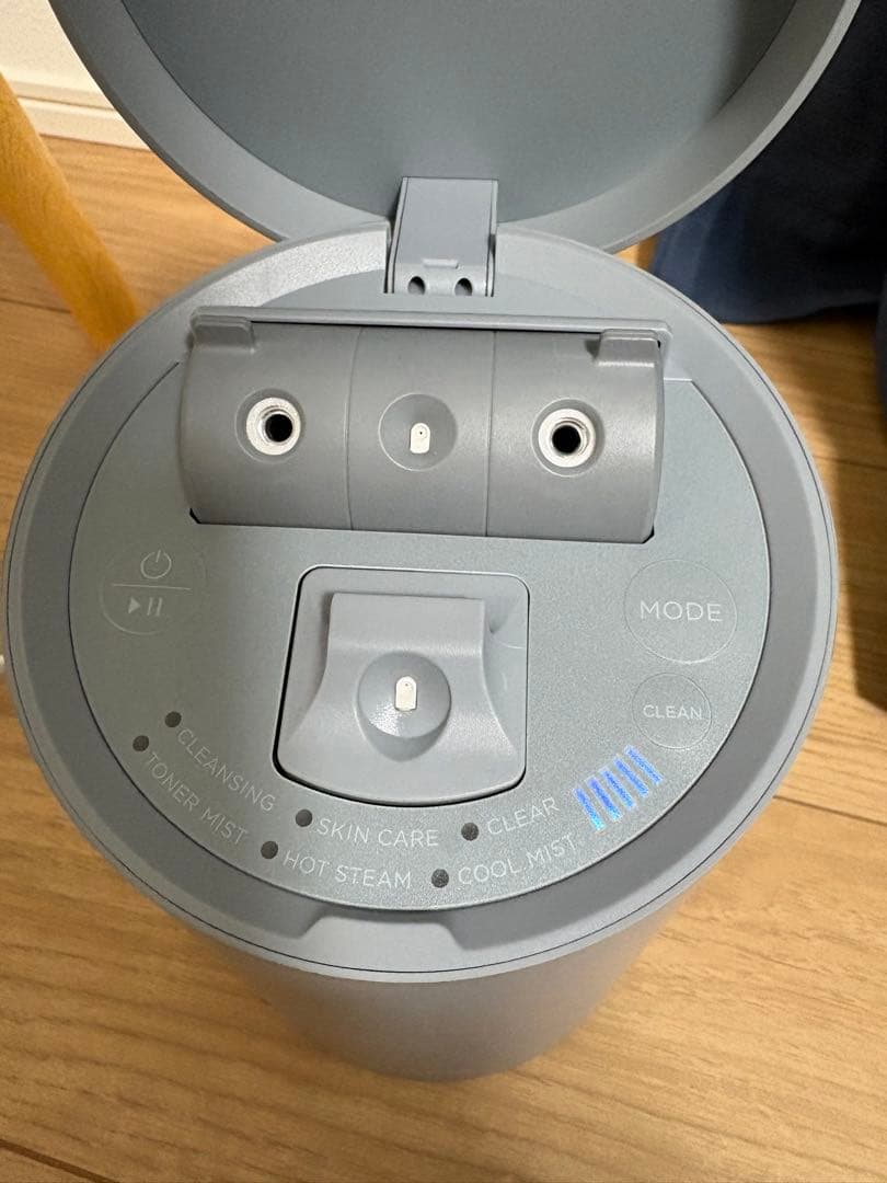 SALONIA フェイススチーマー グレー - メルカリ