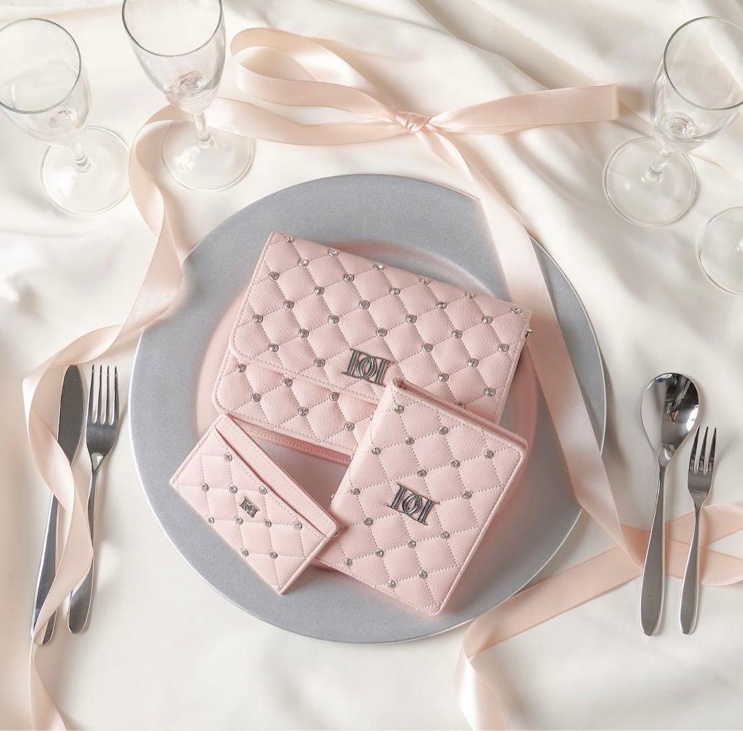 Darich ダーリッチ ノベルティ キルティングレザートラベル3点セット