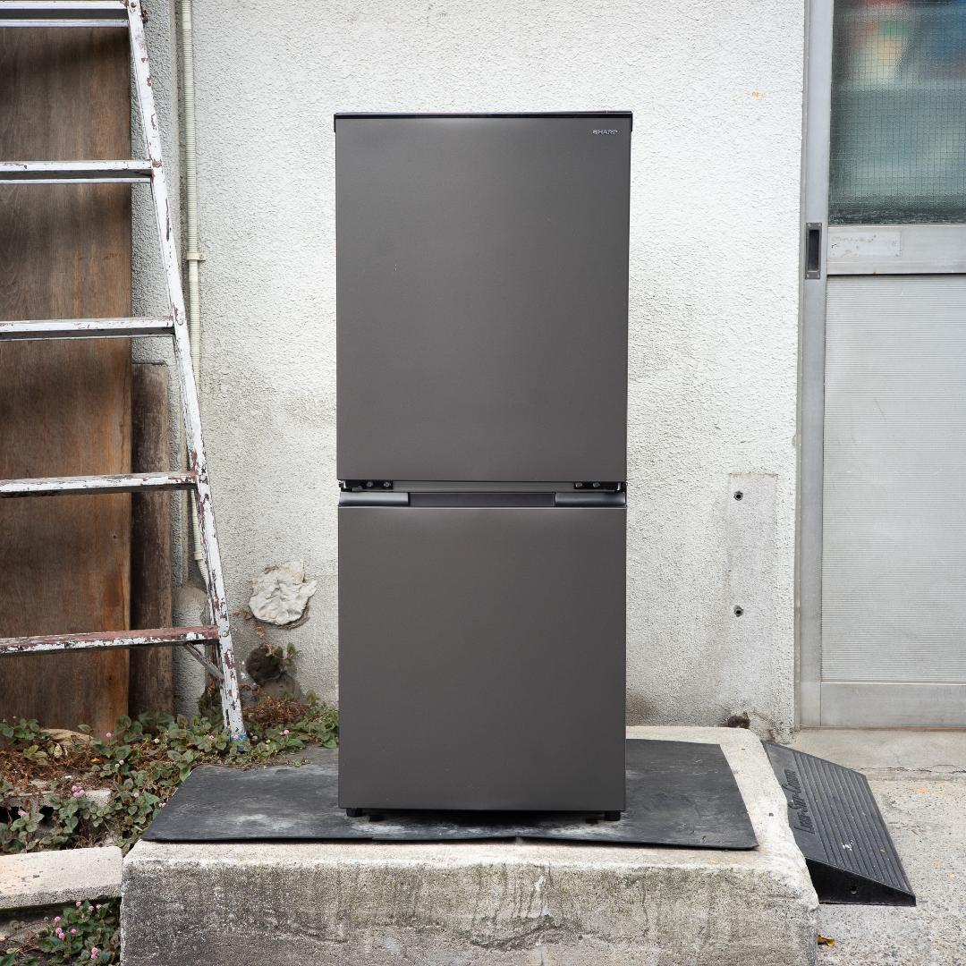 送料込み 2025年製 SHARP 2ドア冷蔵庫 SJ-D15P-H 冷蔵庫 マットダークグレー SJ-D15P-H [幅49.5cm /152L /2ドア /右開き