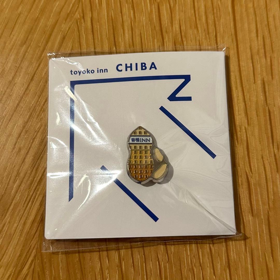 東横イン限定ピンバッジ 3点セット - メルカリ