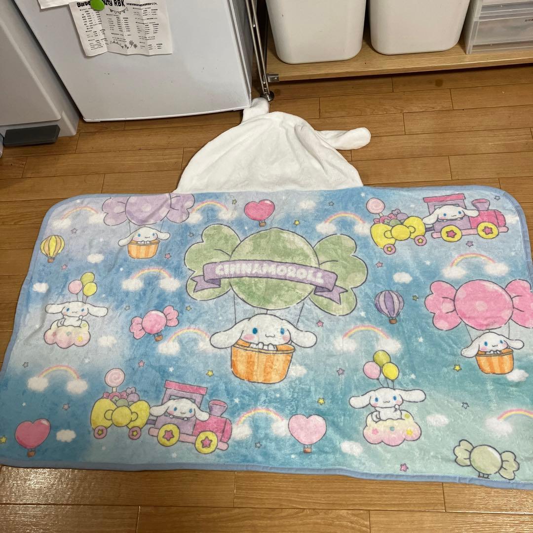 サンリオ1番くじ シナモンロール フード付きブランケット - メルカリ