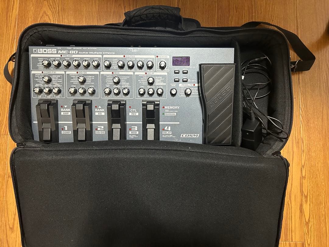 BOSS ME-80 ギターエフェクター(持ち運び専用ケース付き） - メルカリ