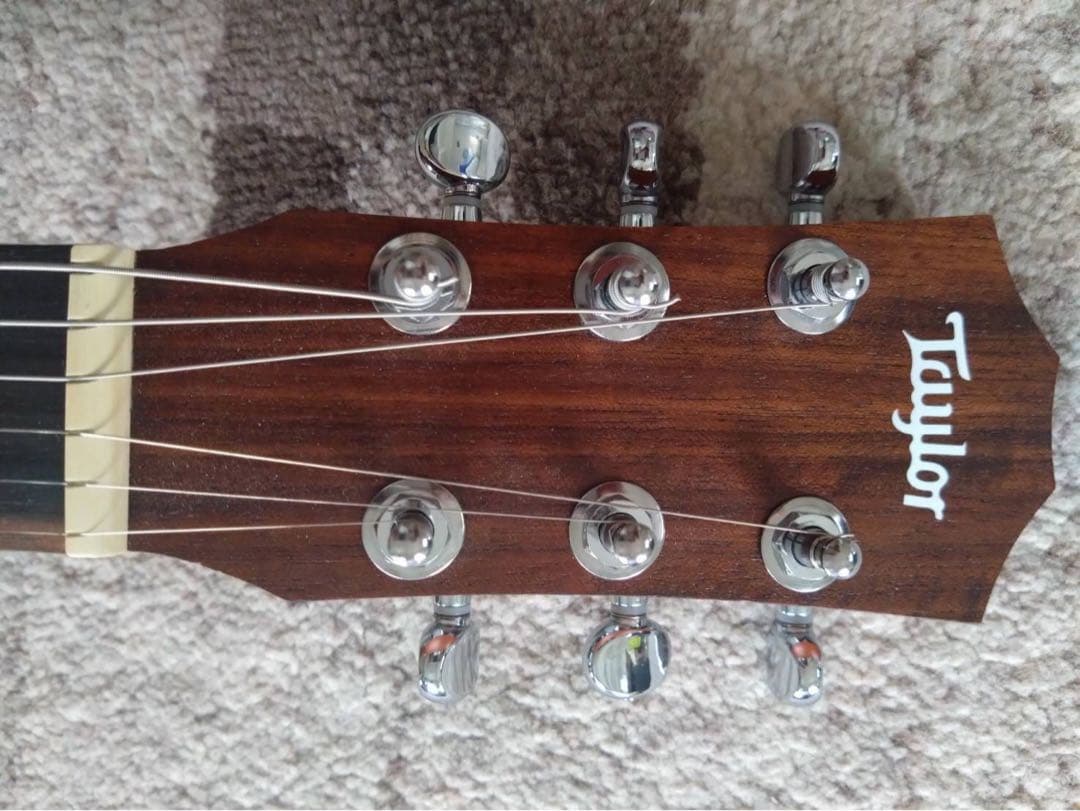 ギター Taylor Swift Baby Taylor -e