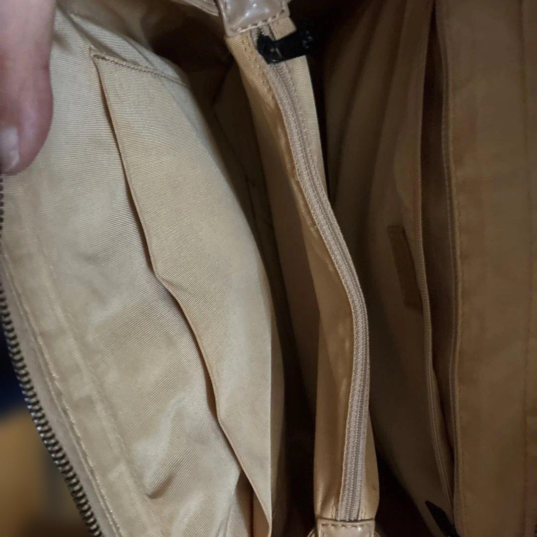 Chanel ベージュ キルティング ハンドバッグ - メルカリ