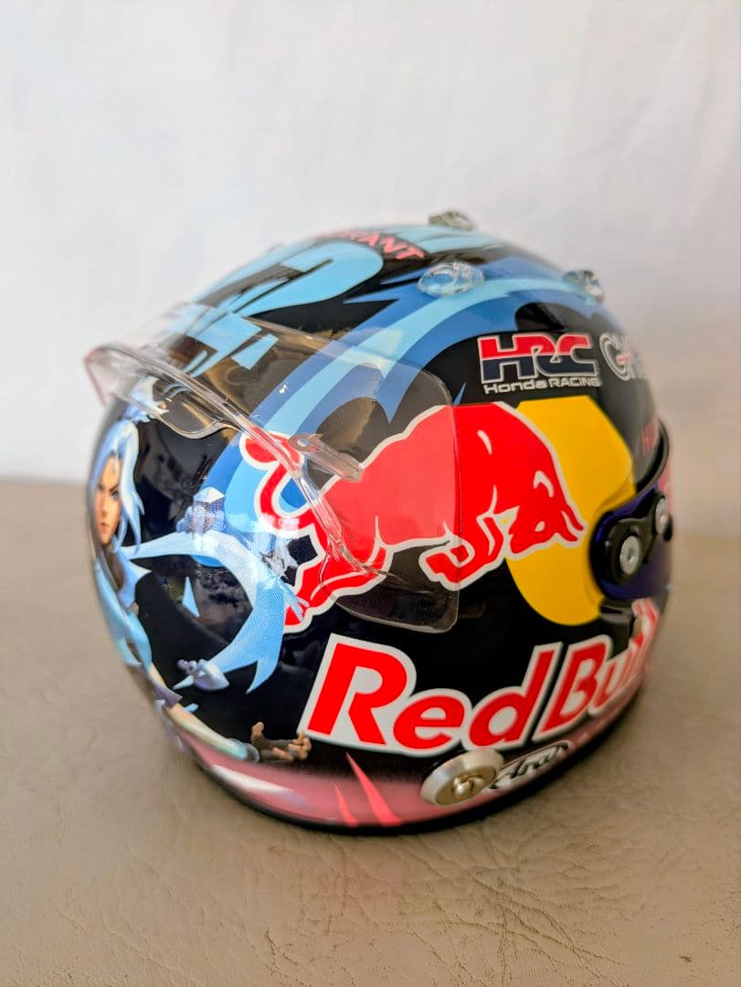 角田裕毅 ヘルメット1/2 サイン入 F1 レーシングブルズHONDA おまけ付