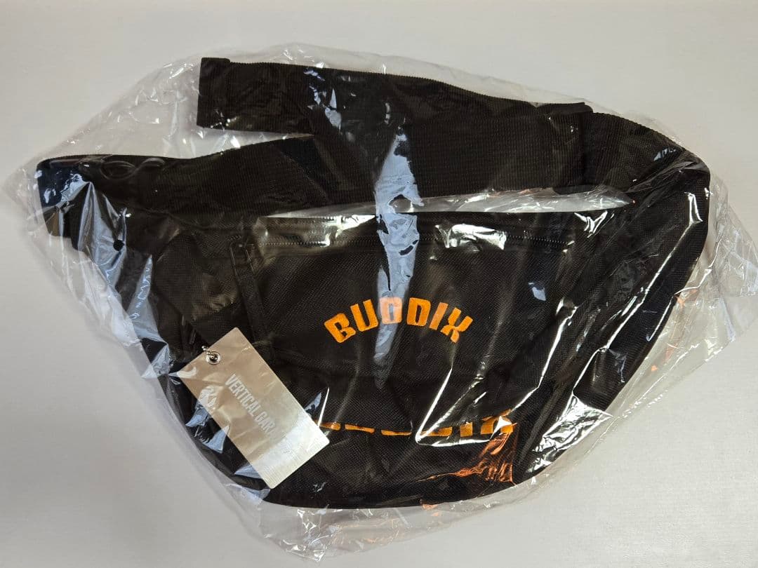 FANTASTICS buddix ショルダーバッグ ボディバッグ ボディバッグ パンダ付きポーチ風ボディーバッグ クロス|ボディバッグ