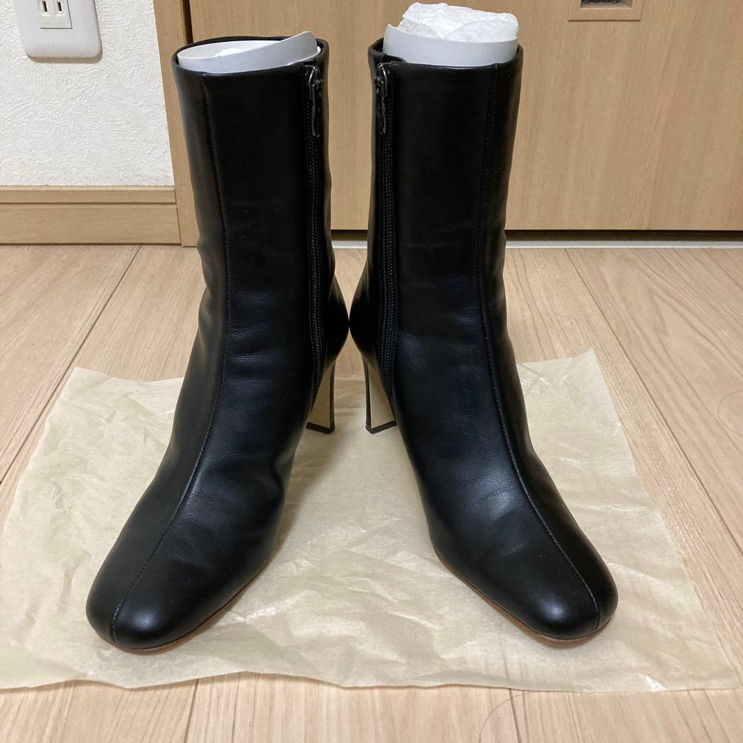 DIANA ショートブーツ　黒 23.5cm