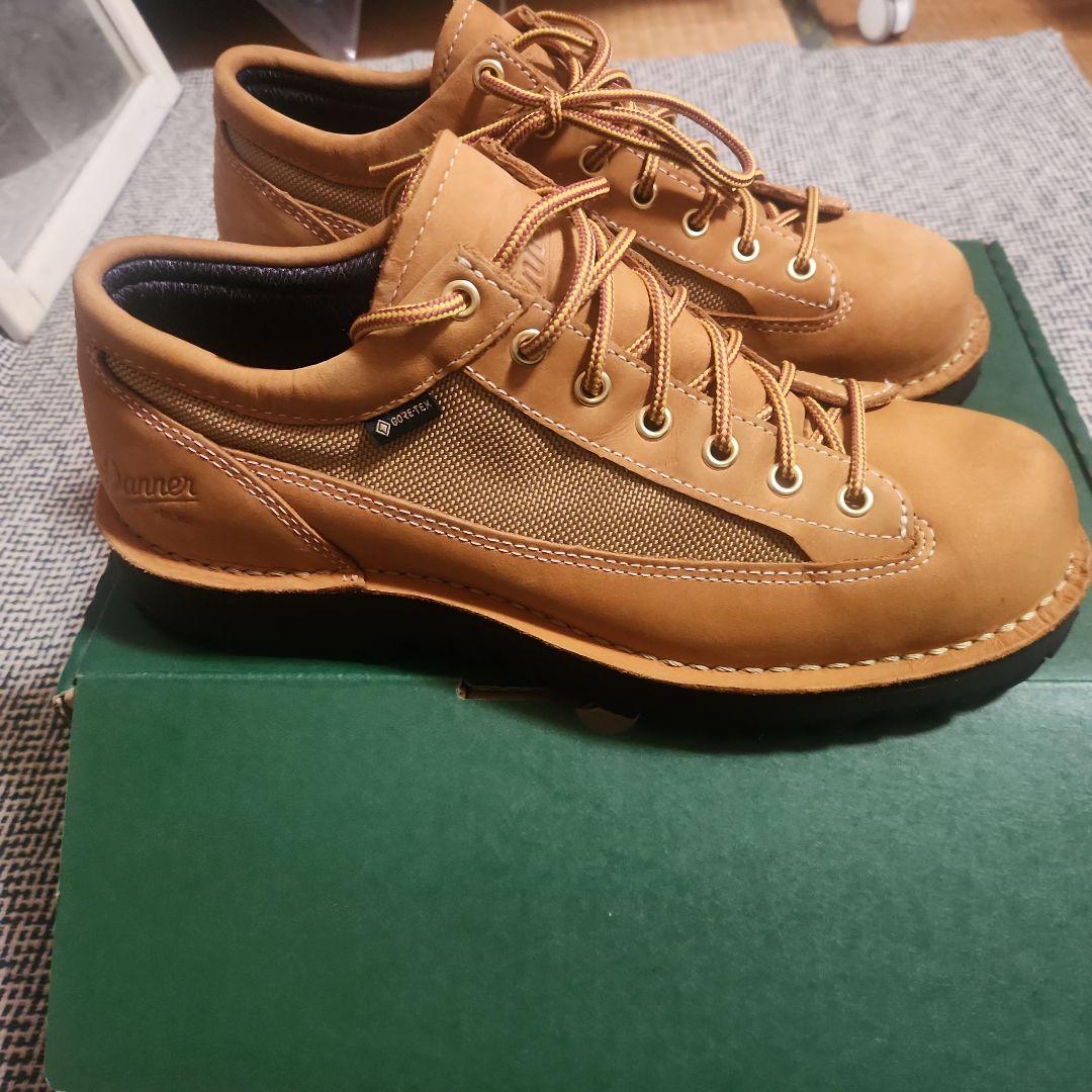 靴 Danner Field Low N.Wheat/Beige 8 Danner Field Low N.Wheat/Beige 8 - メルカリ