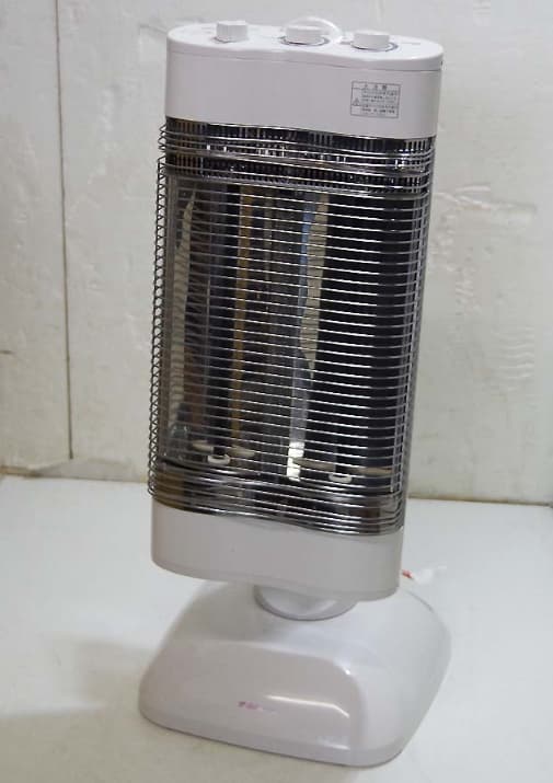 ダイキン セラムヒート 遠赤外線暖房機 ERFT11MS ヨドバシ.com - ダイキン DAIKIN 遠赤外線暖房機 セラムヒート パール