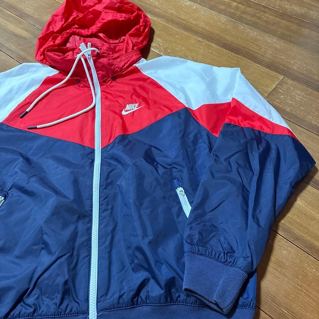 ナイキ ナイロンジャケット 伊澤彩織 着用 S ベイビーわるきゅーれ