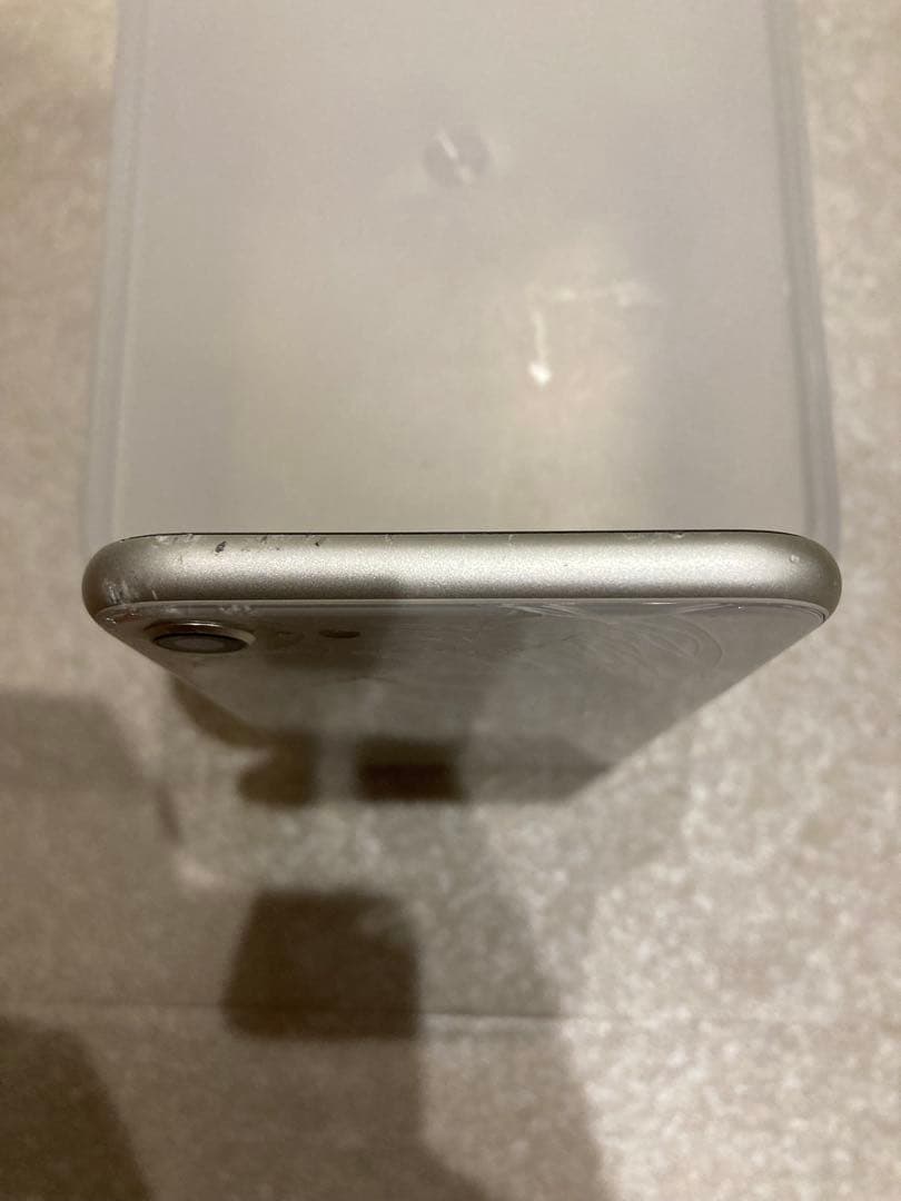 Apple iPhone SE 3 64GB ホワイト 本体 simロックなし