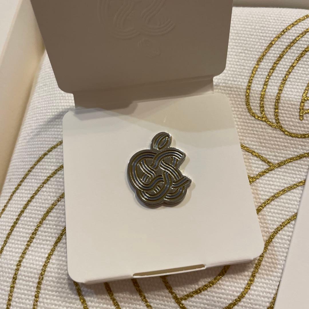 Apple銀座店 リニューアル記念 ノベルティ 限定品 アップル - メルカリ