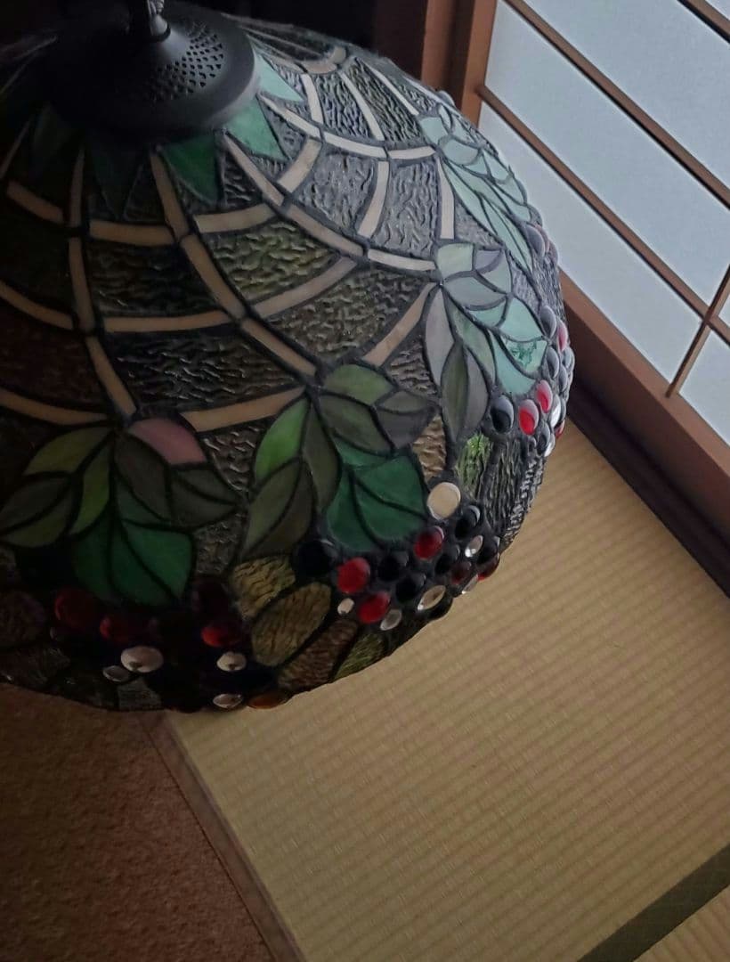 期間限定出品＊】葡萄のステンドグラスランプ 照明器具 アールヌーボー