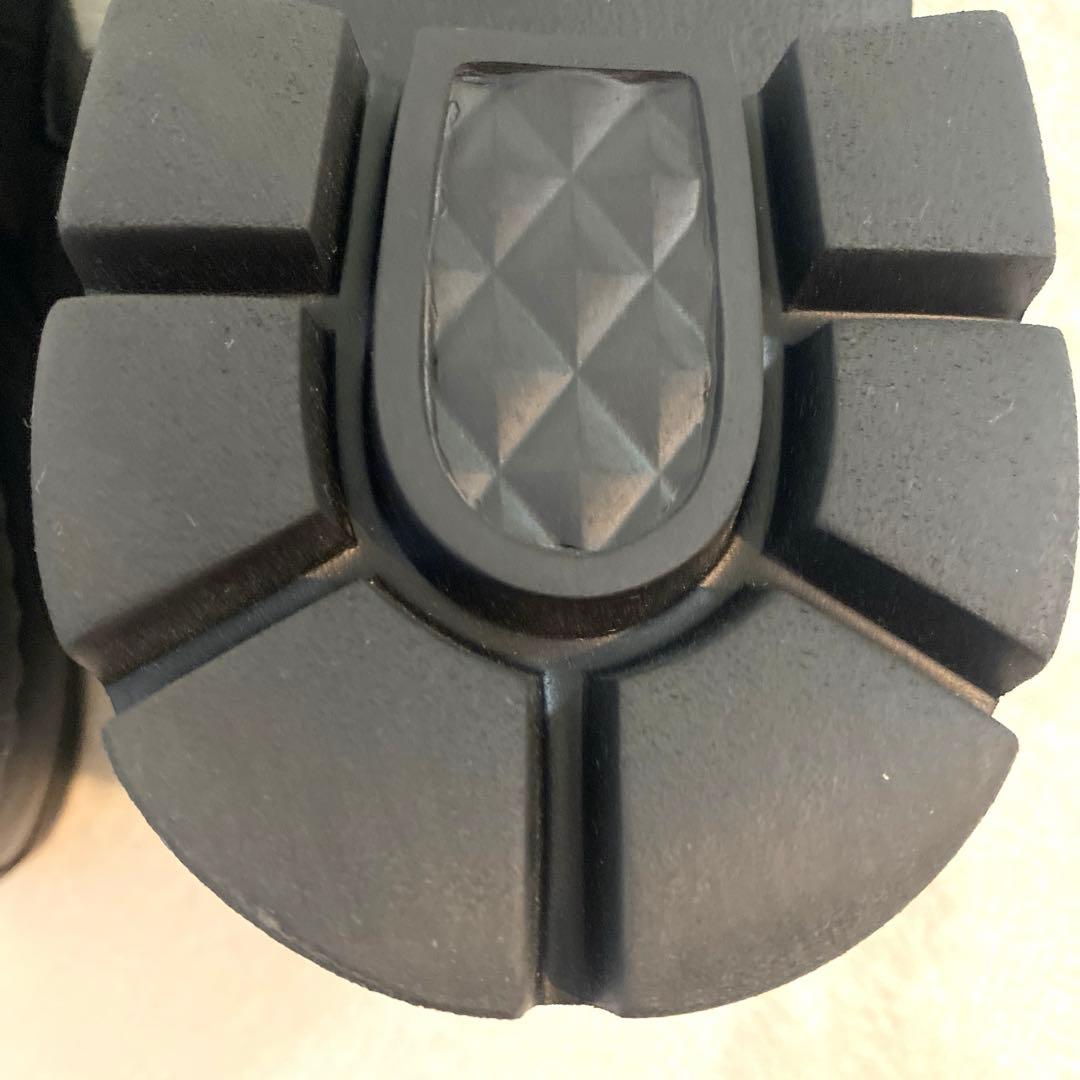 m*2様 ジミーチュウ ローファー ブラック ビジュー BRYER プラットフォ