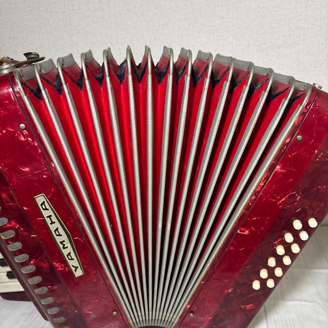 YAMAHA アコーディオン 赤 25鍵盤 8905 - メルカリ