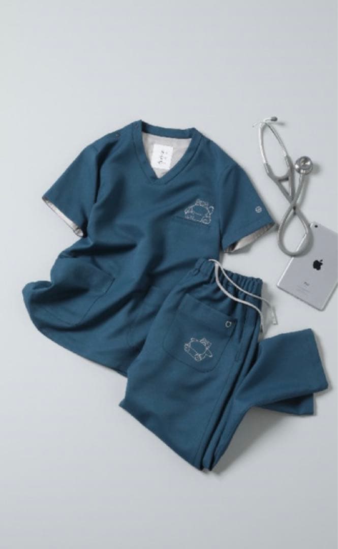 クラシコ ポケモンスクラブ トップス カビゴン M - メルカリ