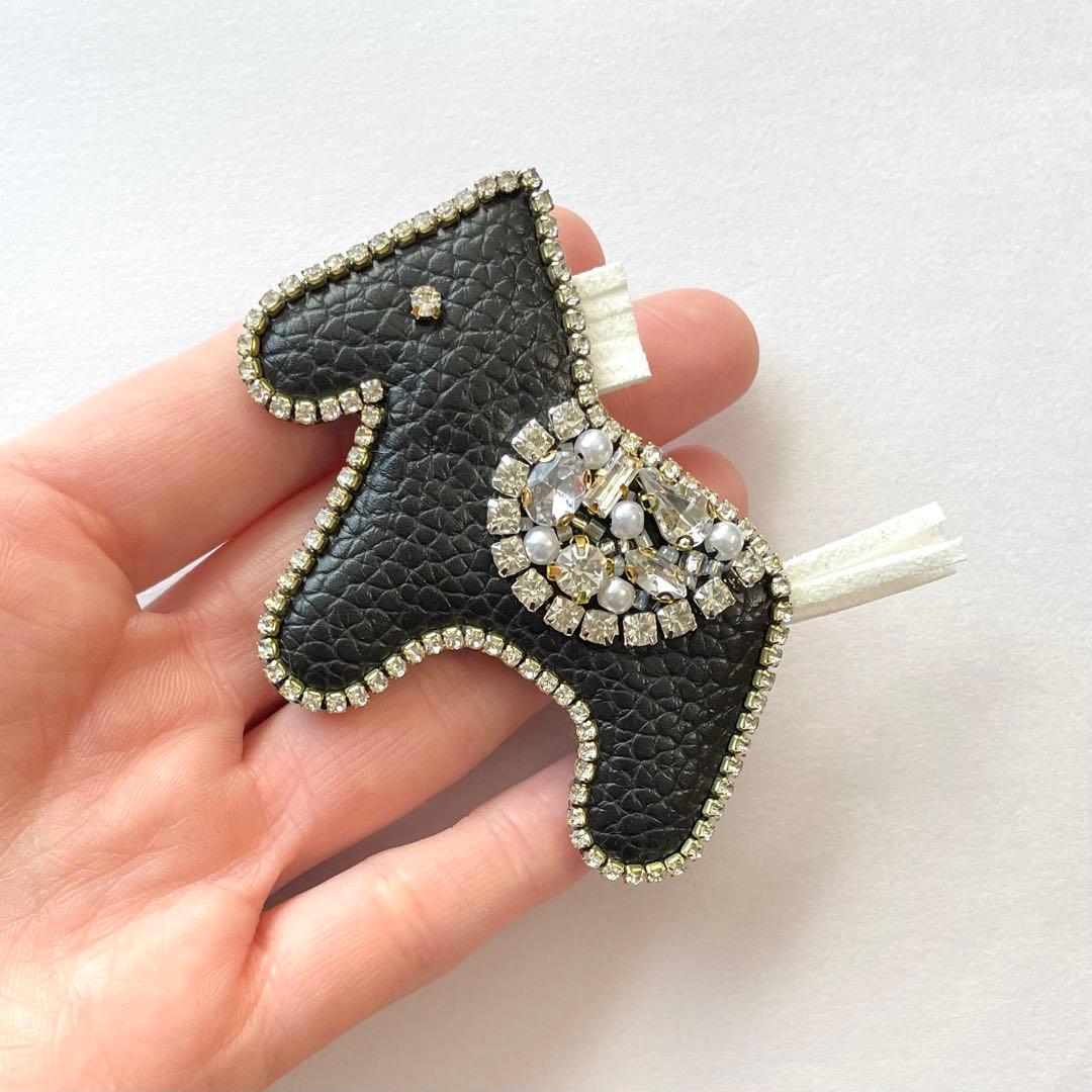 馬 ビーズ刺繍ブローチ ブローチ バッグチャーム 2way ポニー ロデオ