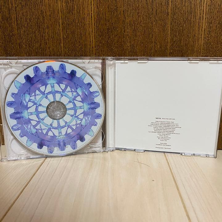 「解読不能(初回限定盤)」＆「アンチクロックワイズ(初回限定盤)」