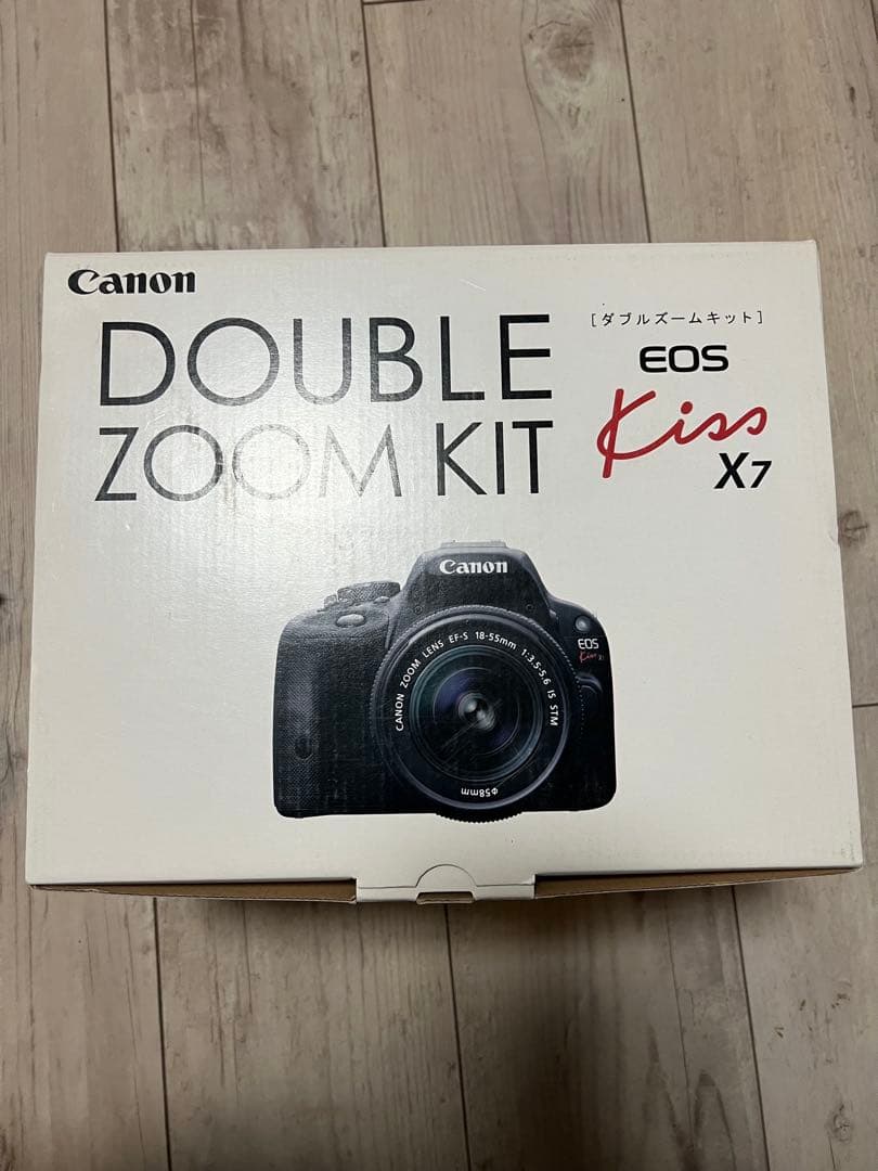 Canon EOS Kiss X7 ダブルズームキット ケース付き - メルカリ