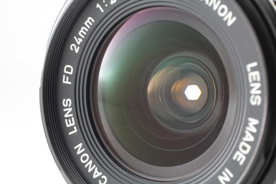 【極美品　整備済】Canon New FD 24mm f2.8 MF #951 Amazon.co.jp: Canon MFレンズ NewFD 24mm F2.8 : 家電＆カメラ