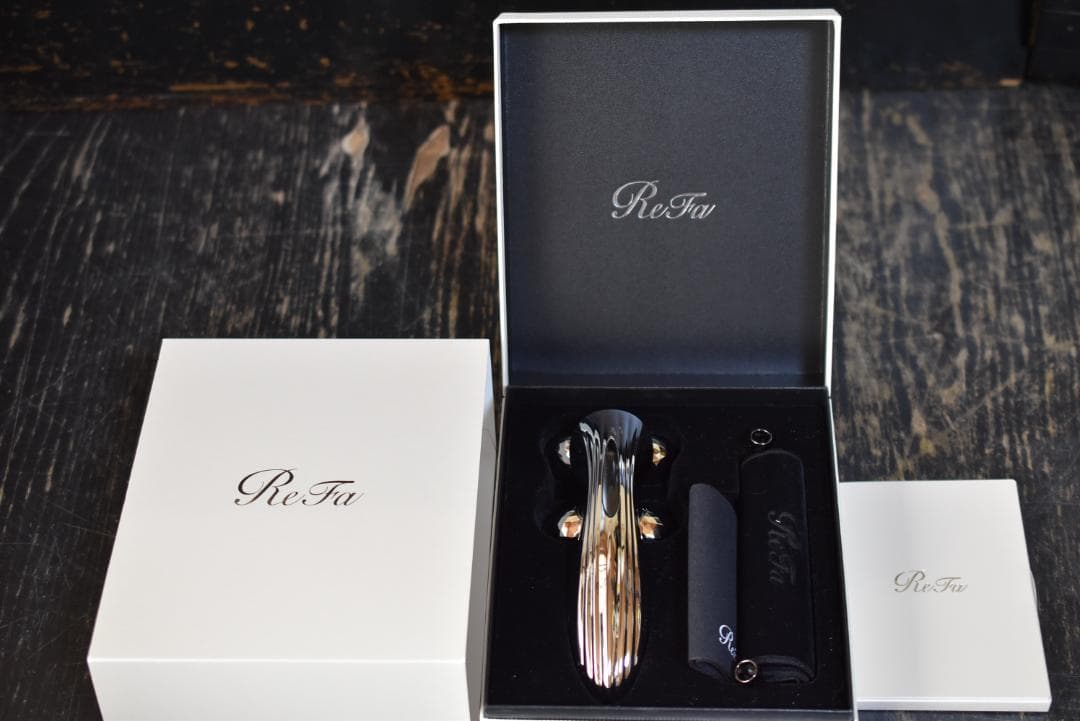 W*☆様 美容ローラー MTG ReFa 4 CARAT RAY RF-FR23 ReFa 4 CARAT | PRODUCTS | ReFa | MTG Co., Ltd.