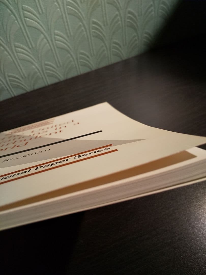 洋書〉激動の世界における国連