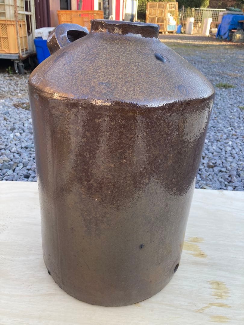 陶器のジャー 茶色 取っ手付き アーサーウッド(Arthur-wood)のアンティーク水差し、馬の形の持ち手が