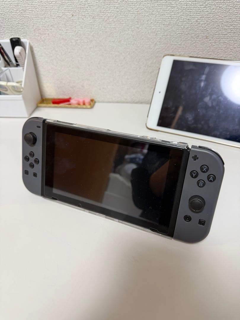 任天堂　Switch 使用期間半年　ゲーミングコントローラー 任天堂 Switch 使用期間半年 ゲーミングコントローラー - メルカリ
