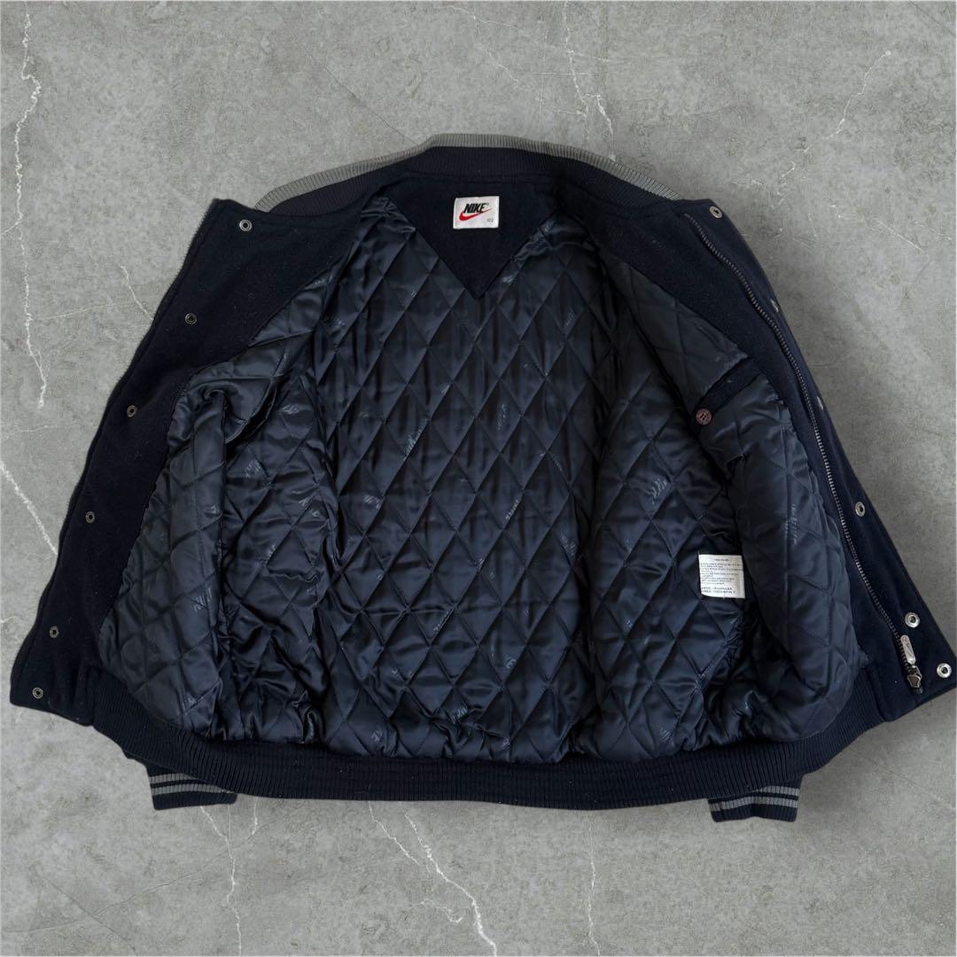 希少 90s NIKE スタジャン 短丈 ビッグスウォッシュ 刺繍 ネイビー