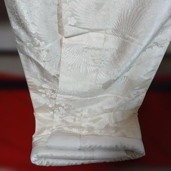 白無垢 たいへん愛でたい松竹梅に鶴の柄J | Shop at Mercari from