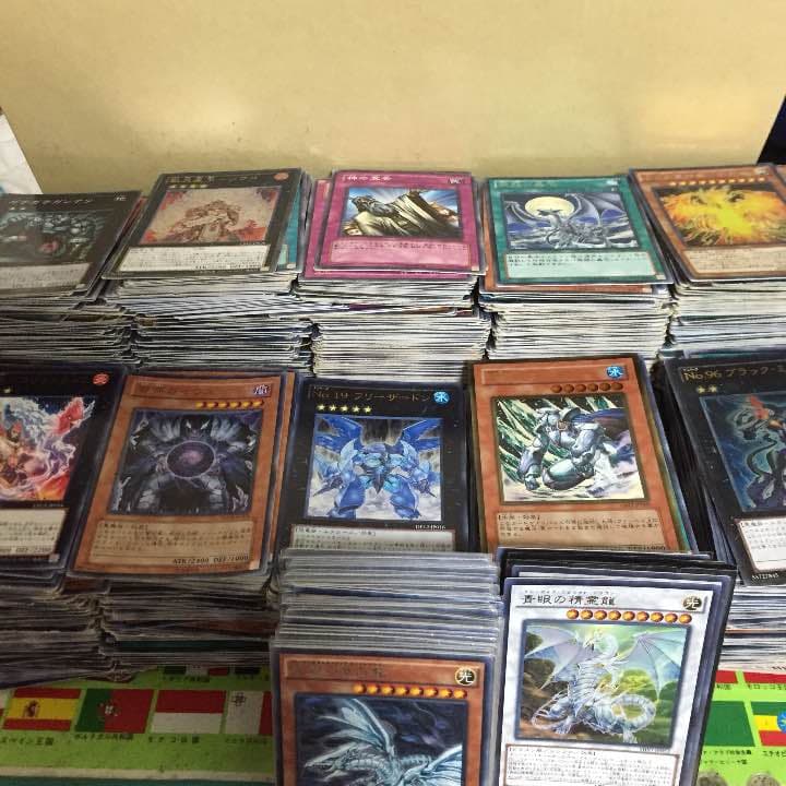 遊戯王引退  青眼デッキ付き 遊戯王 青眼デッキ 40枚 EX付 13枚 赤き竜 究極竜魔導師遊戯王 デッキ