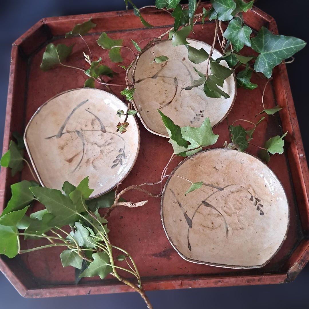 渋さ 枯れ味 志野焼の魅力！」 志野皿(幅14cm)5客セット 箱付き 骨董ア