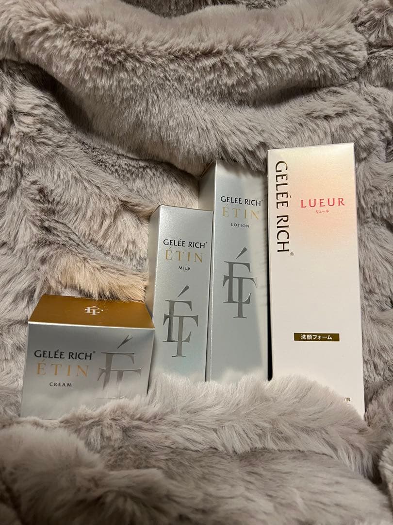ジュレリッチエタン 化粧水•乳液•クリームセット 洗顔フォームおまけつき
