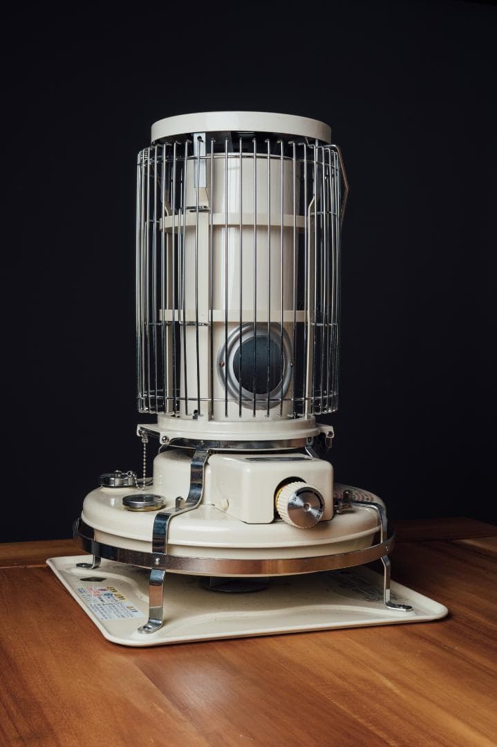 アラジン　Aladdin ガスストーブ ホワイト/給油ポンプ グリーン　セット Aladdin/アラジン カセットボンベ式 ガスストーブ 通販 - ディノス