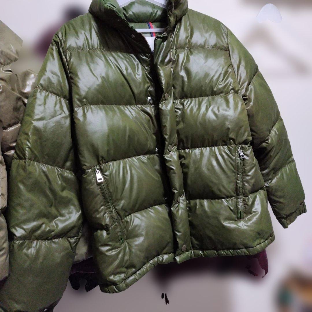 モンクレール光沢オリーブグリーン ダウンジャケット0サイズ L - メルカリ