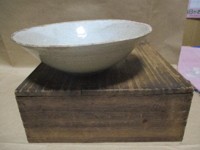 中国　南宋　鳳凰文唐草文青白磁鉢　古箱付き　I31-1 青白磁刻花文鉢