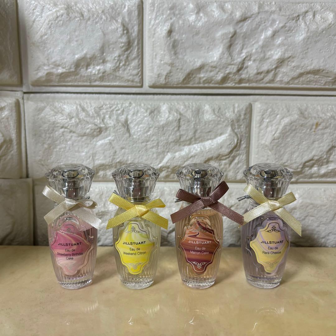 JILLSTUART バースデーケーキ 限定 ミニ香水セット 4本 (中古品) JILLSTUART バースデーケーキ 限定 ミニ香水セット 4本 (中古品