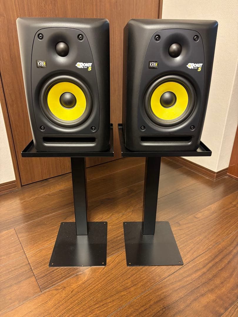 KRK Rokit 5 スタンド付き 2) KRK RP5G5 Monitors with Headphones & Stands | IDJNOW