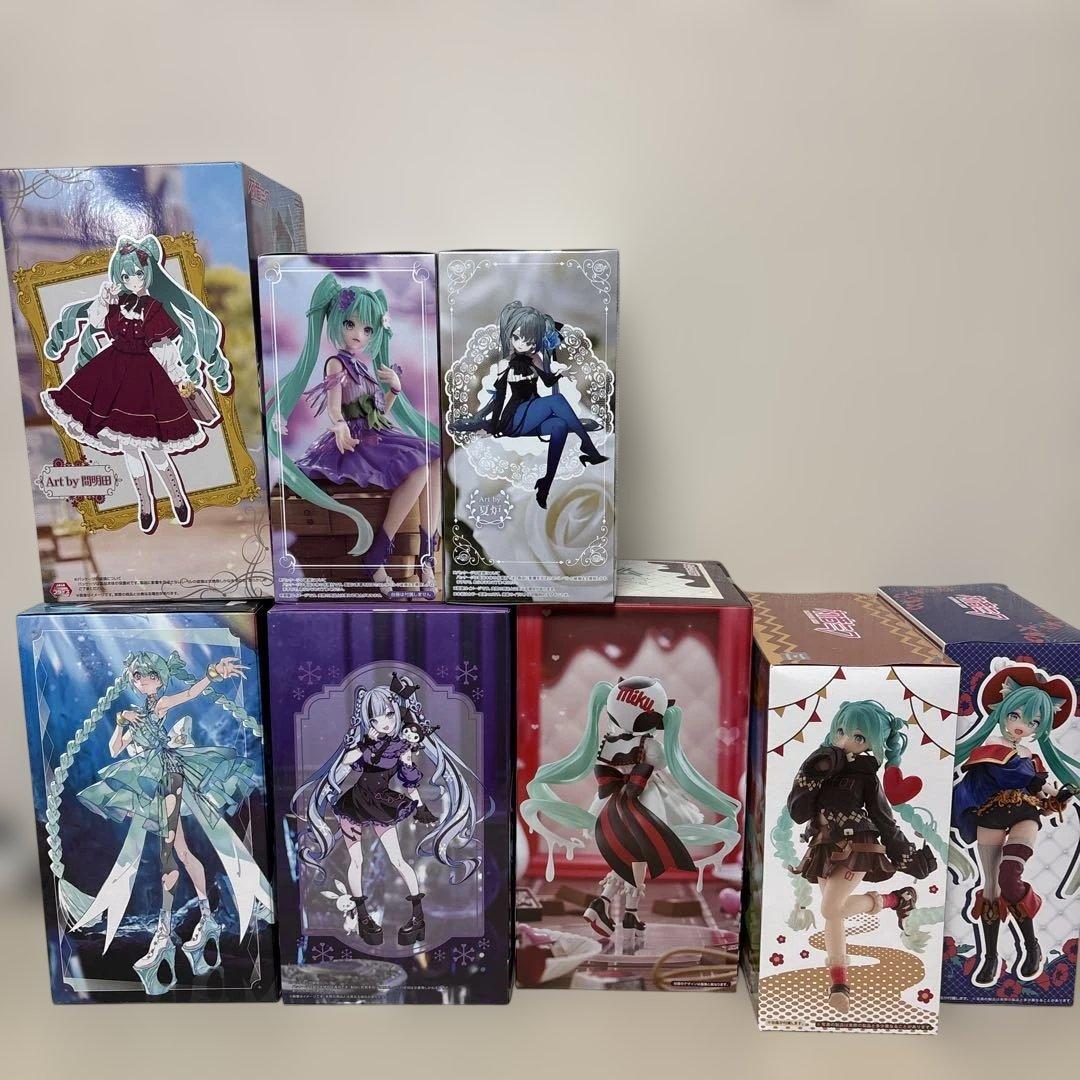 初音ミク8体おまとめ売り - メルカリ