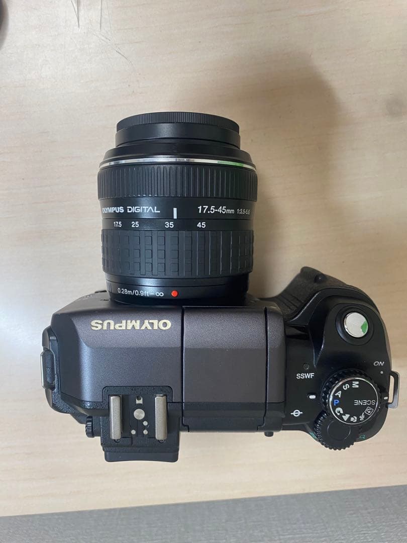 OLYMPUS E-300 17.5-45mm f3.5-5.6 レンズキット