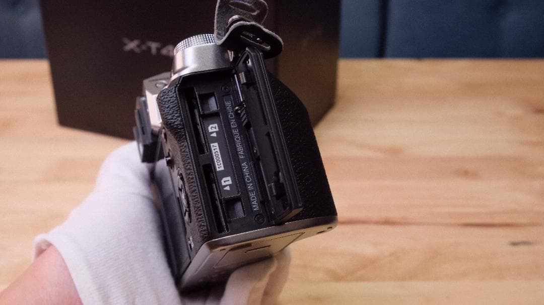 修理点検済】FUJIFILM (フジフイルム) X-T4 ボディ シルバー - メルカリ